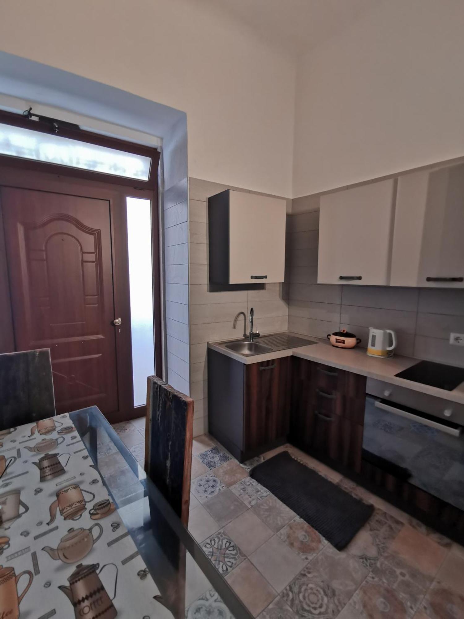 Whiteflower Apartments Bari Room photo